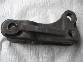 Скоба упряжная с/о. (Т-150,150К)